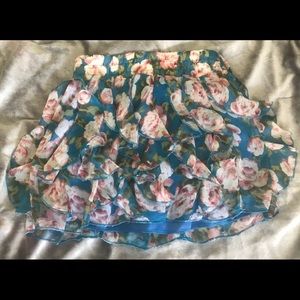 Rue 21 light floral skirt Medium